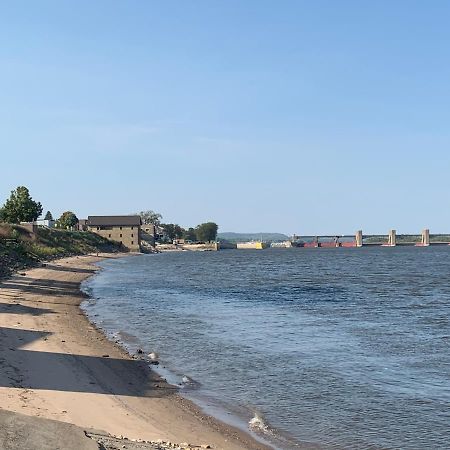 Mississippi River Cabin Bellevue 외부 사진